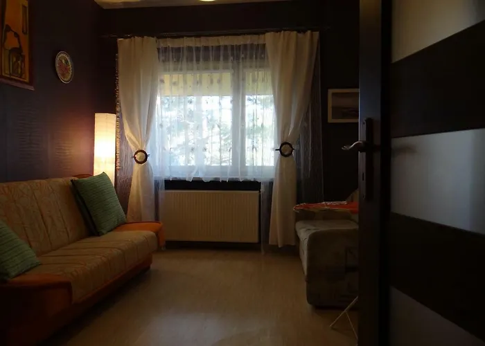 Korzeniowskiego 25